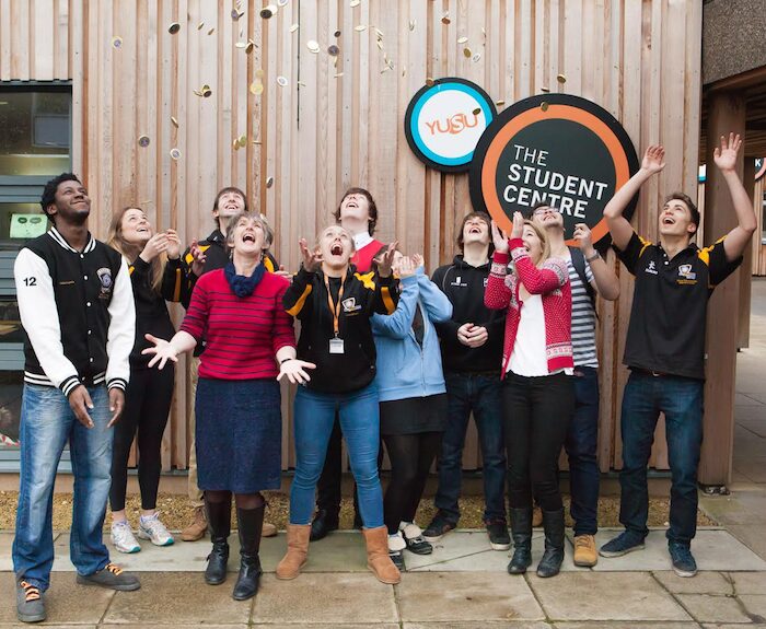 Crowdfunding, Hubbub